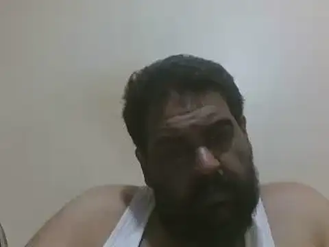 Snapshot of elpoop7305 chatting on 02-13-26, 10:43 elpoop7305 online show from 02-13-26, 10:43