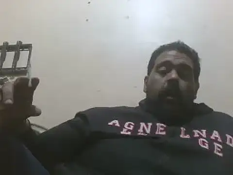 Snapshot of elpoop7305 chatting on 02-04-26, 10:05 elpoop7305 online show from 02-04-26, 10:05