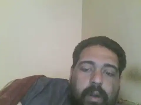 Snapshot of elpoop7305 chatting on 03-06-26, 12:33 elpoop7305 online show from 03-06-26, 12:33