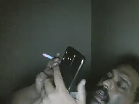 elpoop7305 online show from 05-27-26, 07:43