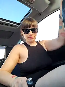 LilStrange4LilChange online show from 04-08-26, 01:51