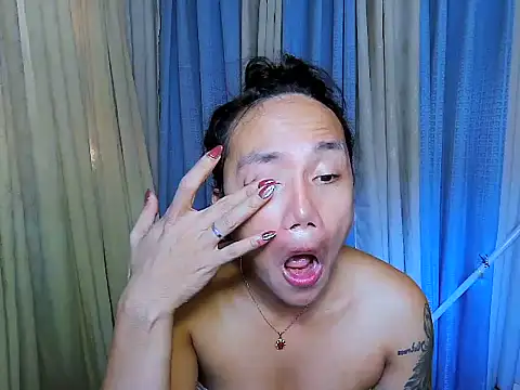 YourNikkieXxx online show from 07-16-26, 12:40