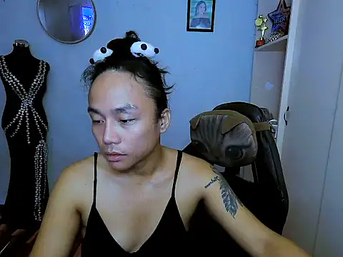 YourNikkieXxx online show from 12-20-25, 10:23