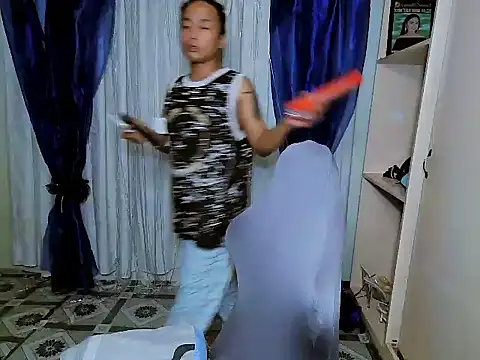 YourNikkieXxx online show from 01-14-26, 07:50