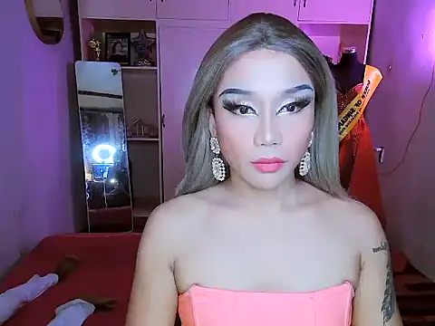 YourNikkieXxx online show from 10-23-25, 01:21