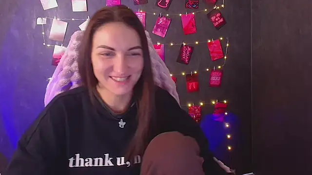 Aurora Loveu online show from 12-04-25, 01:54