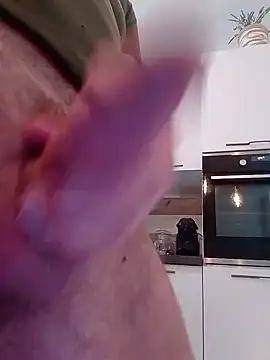 Kladys online show from 10-28-25, 11:42