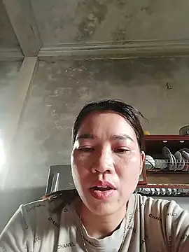 Snapshot of MinniMia chatting on 06-22-26, 03:58 MinniMia online show from 06-22-26, 03:58