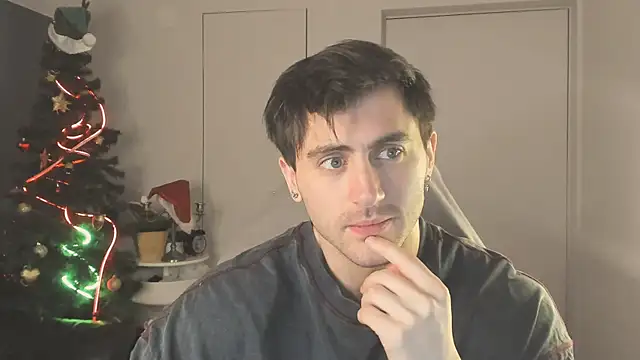 Oscar Miller  online show from 12-19-25, 09:28