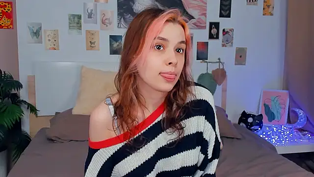 Snapshot of VedaSchulz chatting on 02-28-26, 07:46 VedaSchulz online show from 02-28-26, 07:46