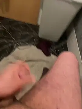 Snapshot of geilheit12 chatting on 02-08-26, 05:54 geilheit12 online show from 02-08-26, 05:54