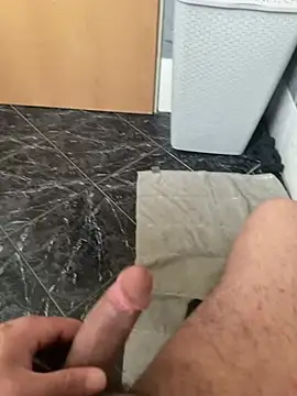 Snapshot of geilheit12 chatting on 03-02-26, 04:14 geilheit12 online show from 03-02-26, 04:14