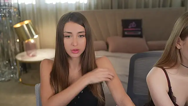 Luna secretgirl online show from 11-28-25, 11:43