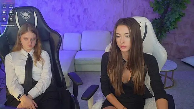 Luna secretgirl online show from 10-10-25, 10:27