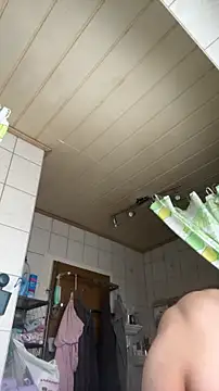 Snapshot of Kingpowerlittel chatting on 02-19-26, 02:03 Kingpowerlittel online show from 02-19-26, 02:03