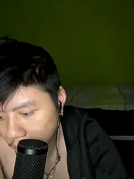 Snapshot of Kingpowerlittel chatting on 09-13-25, 06:19 Kingpowerlittel online show from 09-13-25, 06:19