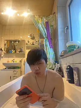 Snapshot of Kingpowerlittel chatting on 02-10-26, 04:17 Kingpowerlittel online show from 02-10-26, 04:17