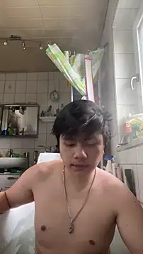 Snapshot of Kingpowerlittel chatting on 11-14-25, 10:30 Kingpowerlittel online show from 11-14-25, 10:30