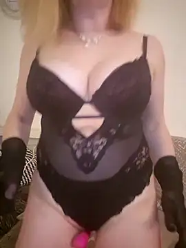 Snapshot of TinaLizxh chatting on 03-01-26, 07:47 TinaLizxh online show from 03-01-26, 07:47