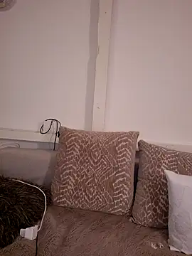 TinaLizxh online show from 04-12-26, 08:01