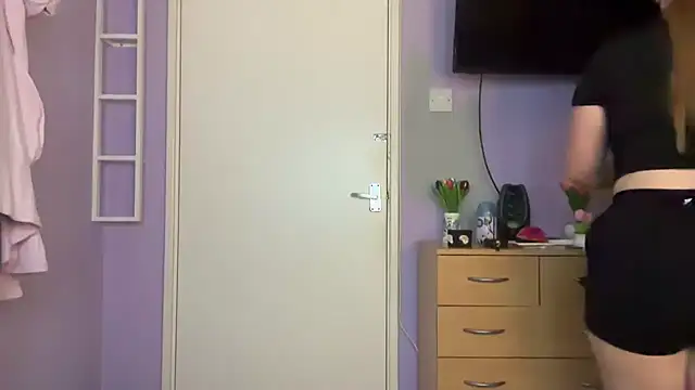 SexySashaxox online show from 04-08-26, 07:48