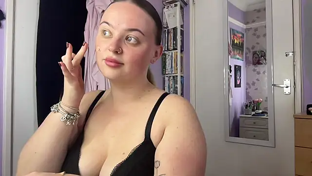 SexySashaxox online show from 09-24-25, 02:45