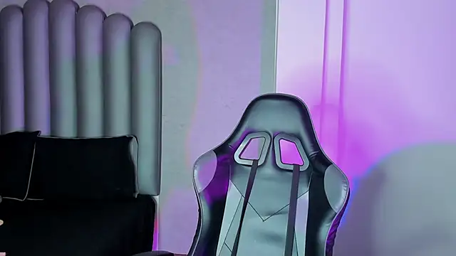 chubby sexy  online show from 11-28-25, 12:22