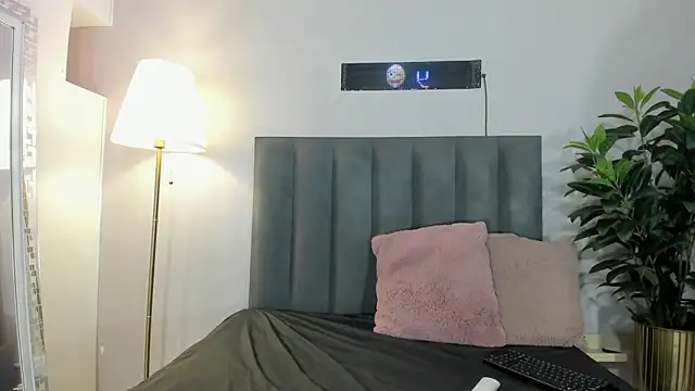 KendraChavez  online show from 03-02-26, 08:49