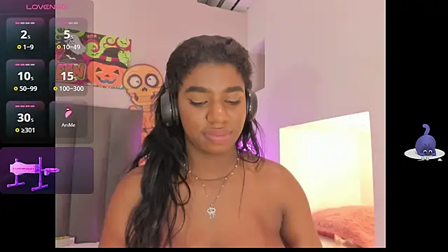 KendraChavez  online show from 10-27-25, 10:05