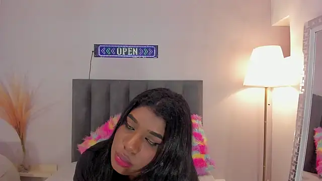 KendraChavez  online show from 02-02-26, 09:03