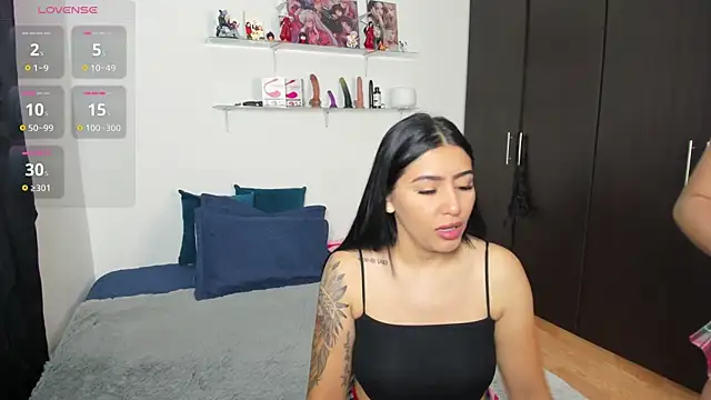 marianaandvalen online show from 10-25-25, 11:09