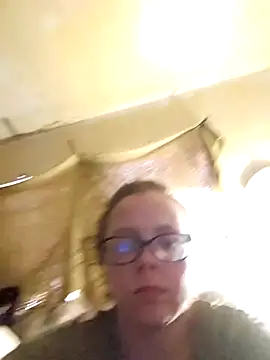 countrymomma online show from 11-11-25, 09:42