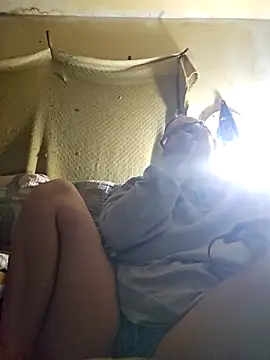 countrymomma online show from 10-19-25, 06:27