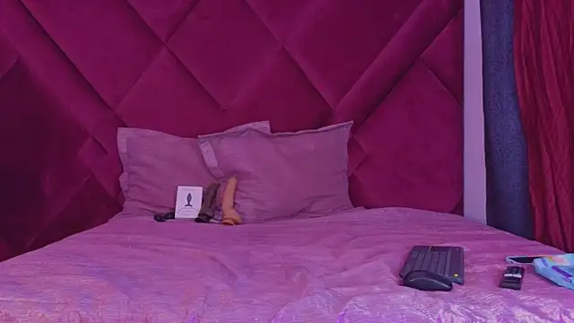 Kayalstone 12 online show from 10-29-25, 09:19