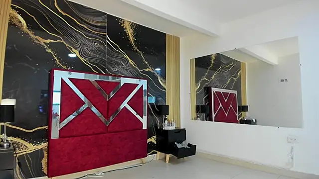 VioletRose as online show from 12-21-25, 11:05