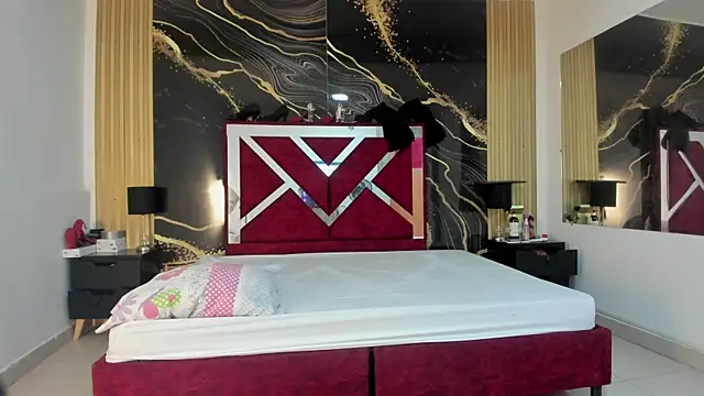 VioletRose as online show from 11-22-25, 08:18