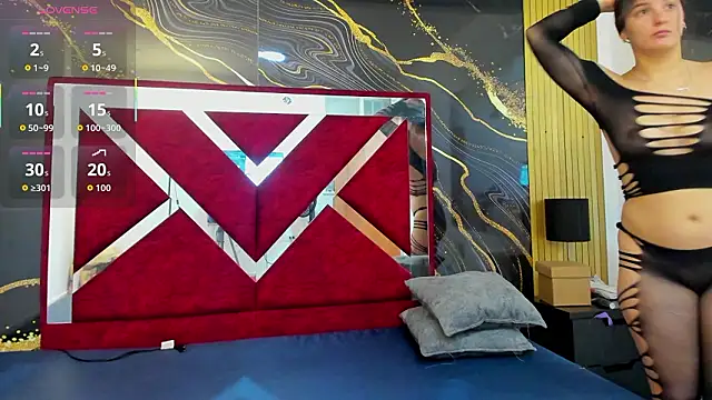 VioletRose as online show from 02-16-26, 08:07