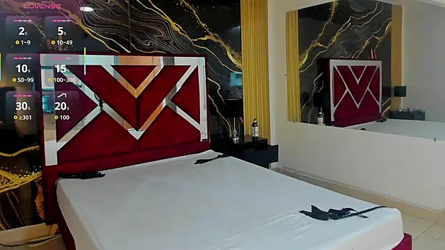 VioletRose as online show from 01-08-26, 08:48