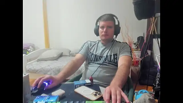 VerbalOverlord online show from 04-06-26, 11:39