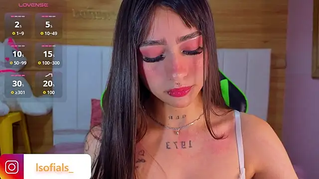 Abril Velvet a  online show from 02-16-26, 12:48