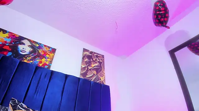 Snapshot of Annie_switt chatting on 02-20-26, 04:53 Annie switt online show from 02-20-26, 04:53