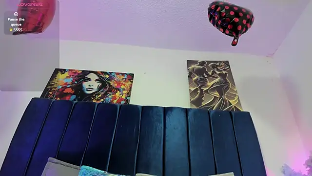 Annie switt online show from 11-27-25, 04:02