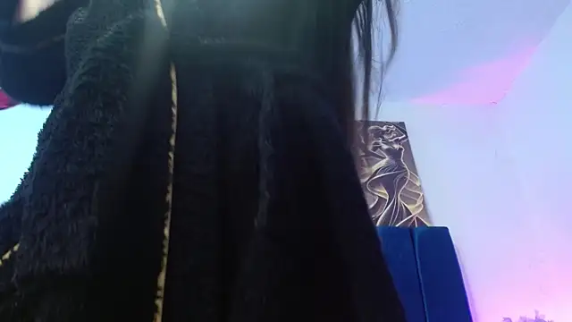 Annie switt online show from 03-20-26, 04:35