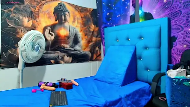 MiaBlaze  online show from 02-12-26, 03:45