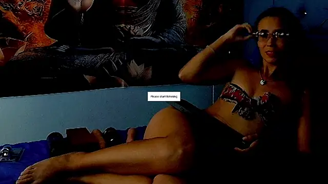 MiaBlaze  online show from 01-14-26, 07:39