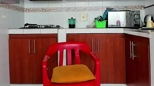 MiaBlaze  online show from 02-19-26, 03:09