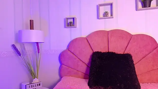 Snapshot of Conejita_420 chatting on 10-04-25, 06:53 Conejita 420 online show from 10-04-25, 06:53