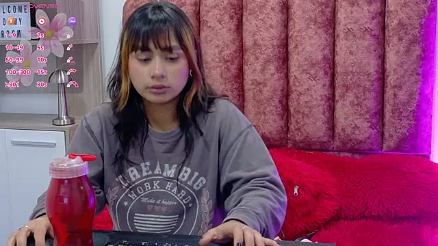 Conejita 420 online show from 11-11-25, 08:03