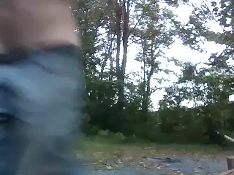 Snapshot of Eat_it_from_the_back chatting on 09-18-25, 11:30 Eat it from the back online show from 09-18-25, 11:30