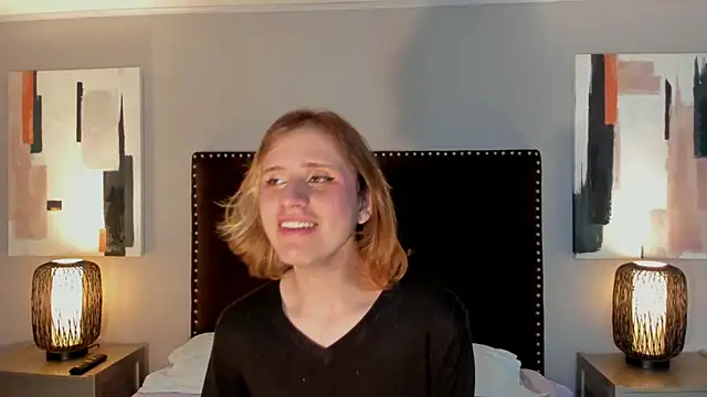 seraphine star online show from 04-18-26, 12:24